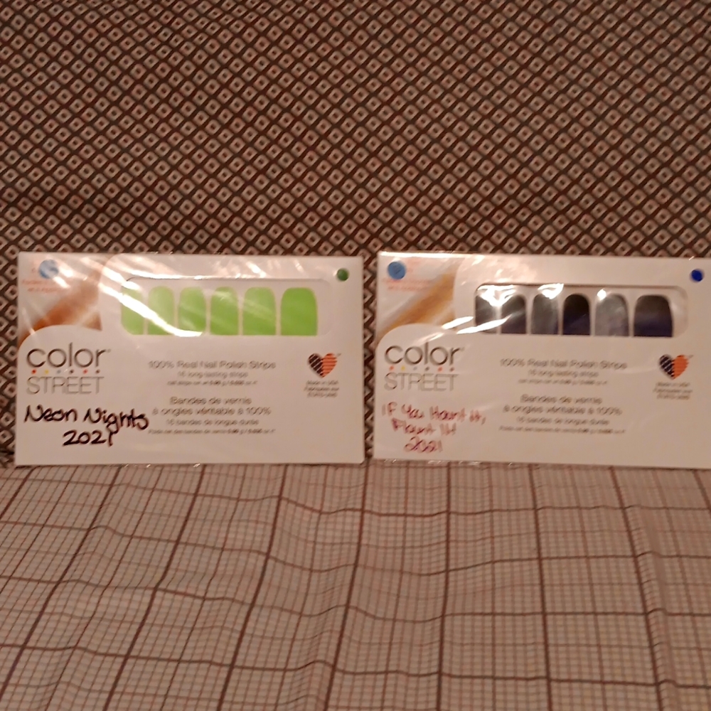 Color Street nail polish strips